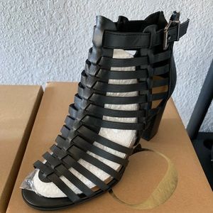 Charlotte Russe, Size 9, New in Box